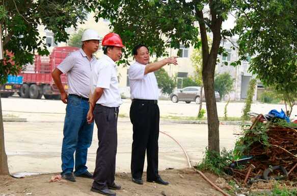 中煤集团领导干部及业务骨干参观集团新建电子商务产业园基地